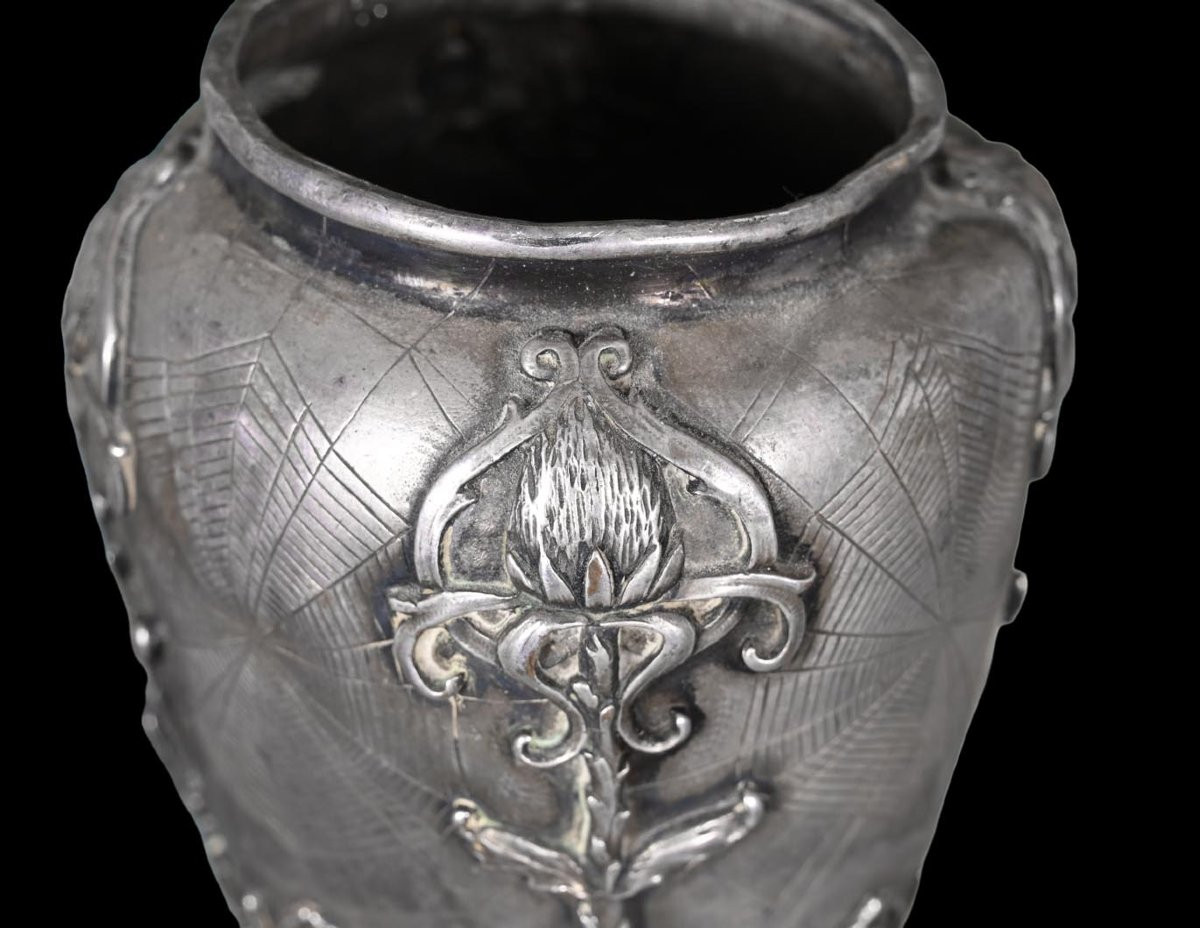 Small Art Nouveau Vase With Spiders And Thistles-photo-4