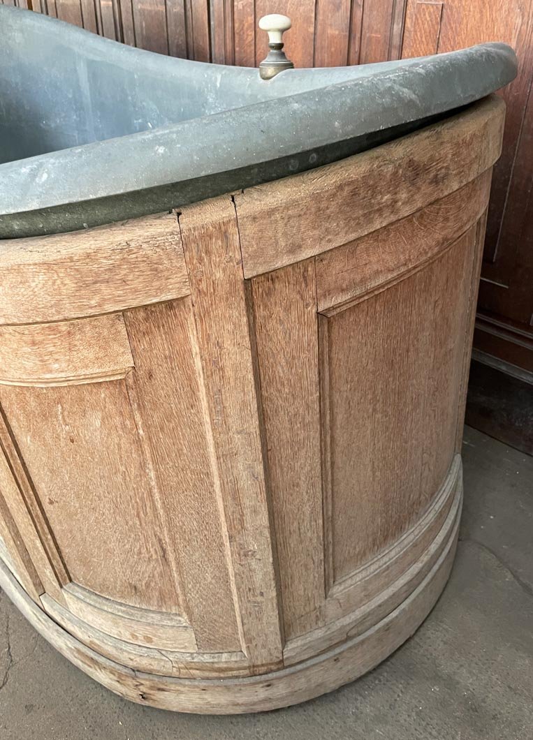 Zinc And Wood Veneer Bathtub-photo-3