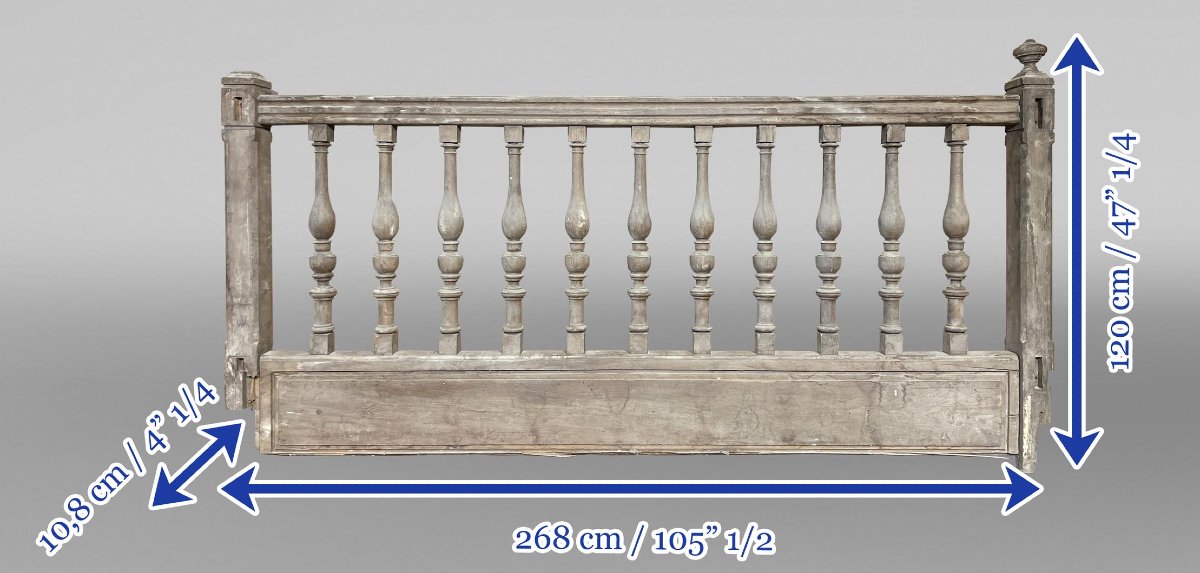 Rambarde ou élément de garde-corps d’époque ancienne réalisé en chêne massif sculpté-photo-1