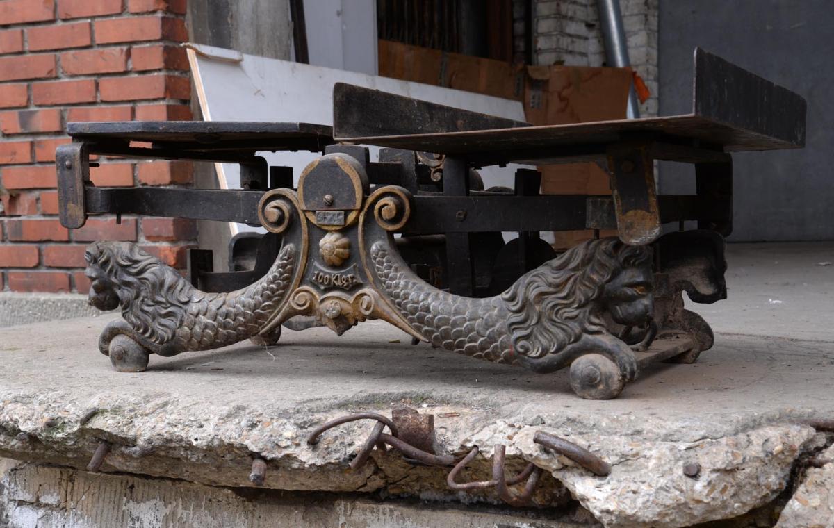 Rare Cast Iron Scale, 100 Kg, Lions Decor, Circa 1900-photo-3