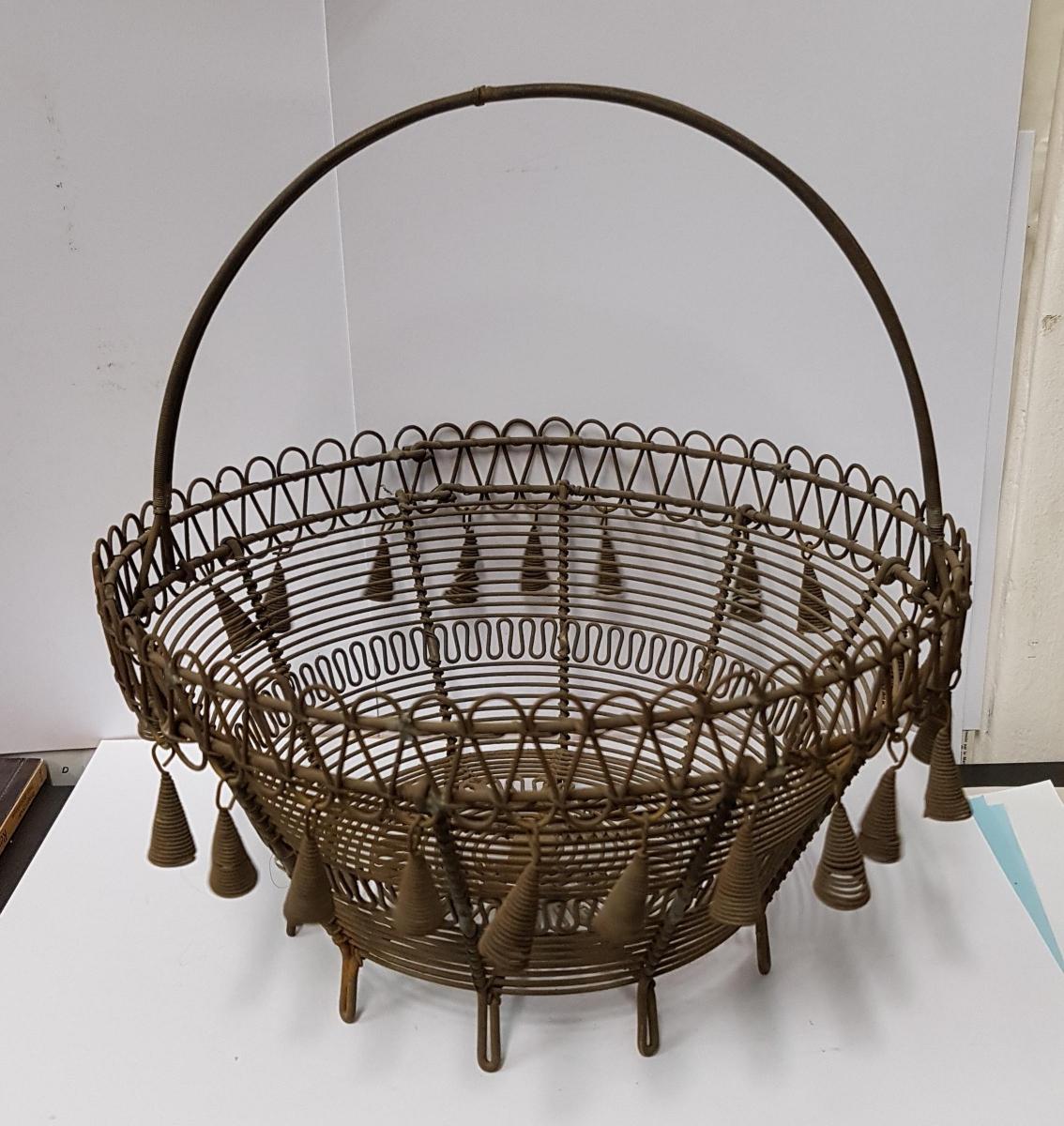Basket Metal Popular Art