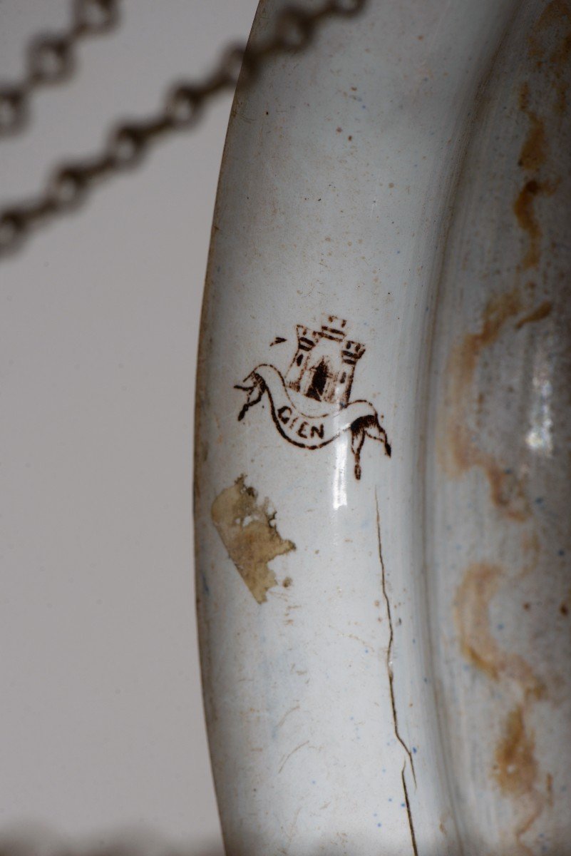 Gien - Earthenware Suspension Decorated With Rams Heads-photo-4