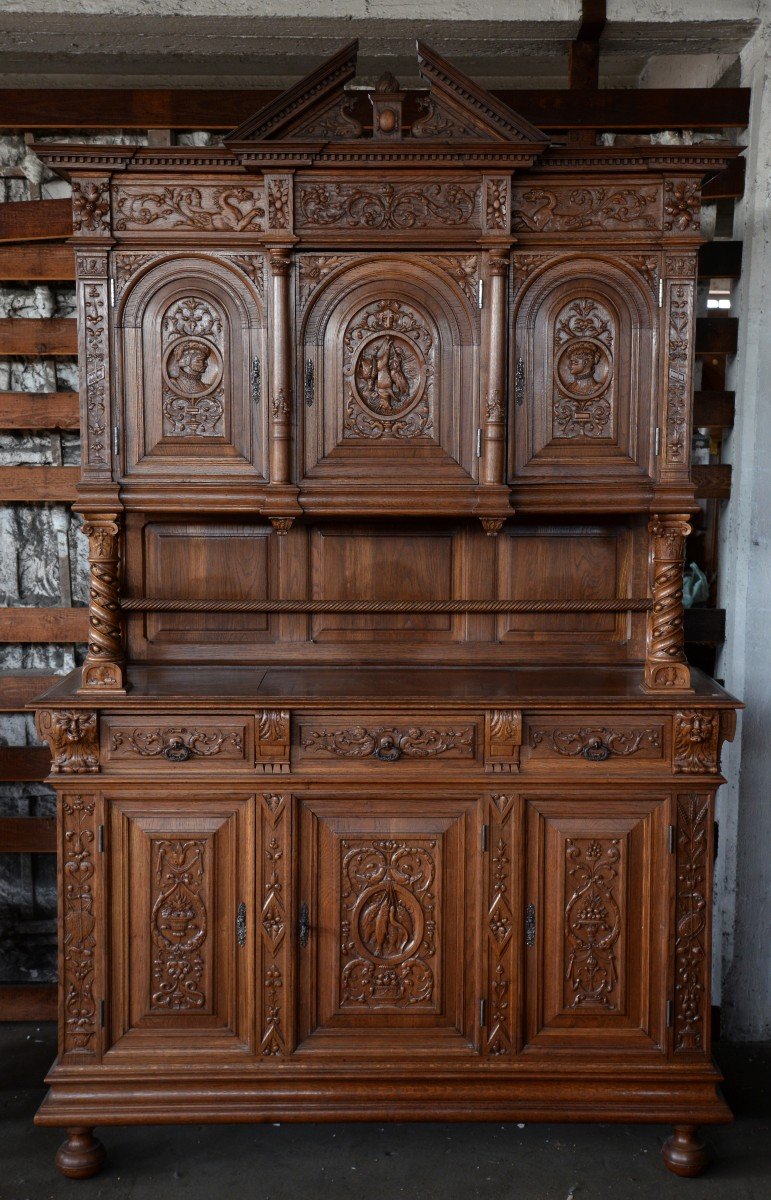 Neo-renaissance Oak Dining Room-photo-2