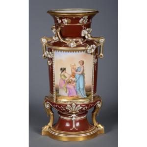 Vase en porcelaine à décor Néoclassique