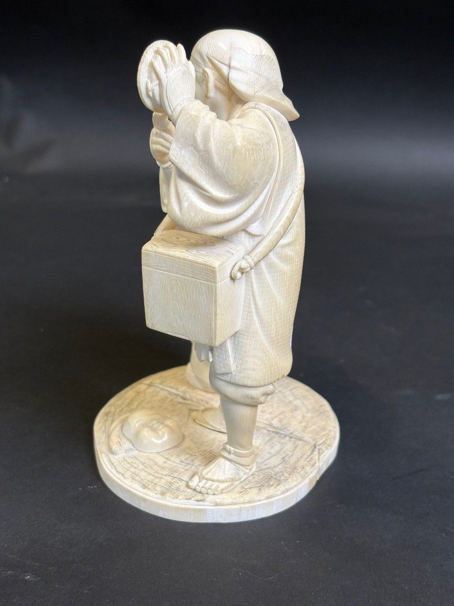 Superb Japanese Ivory Okimono – Father With Children (signed 静光 / Seikō)-photo-3