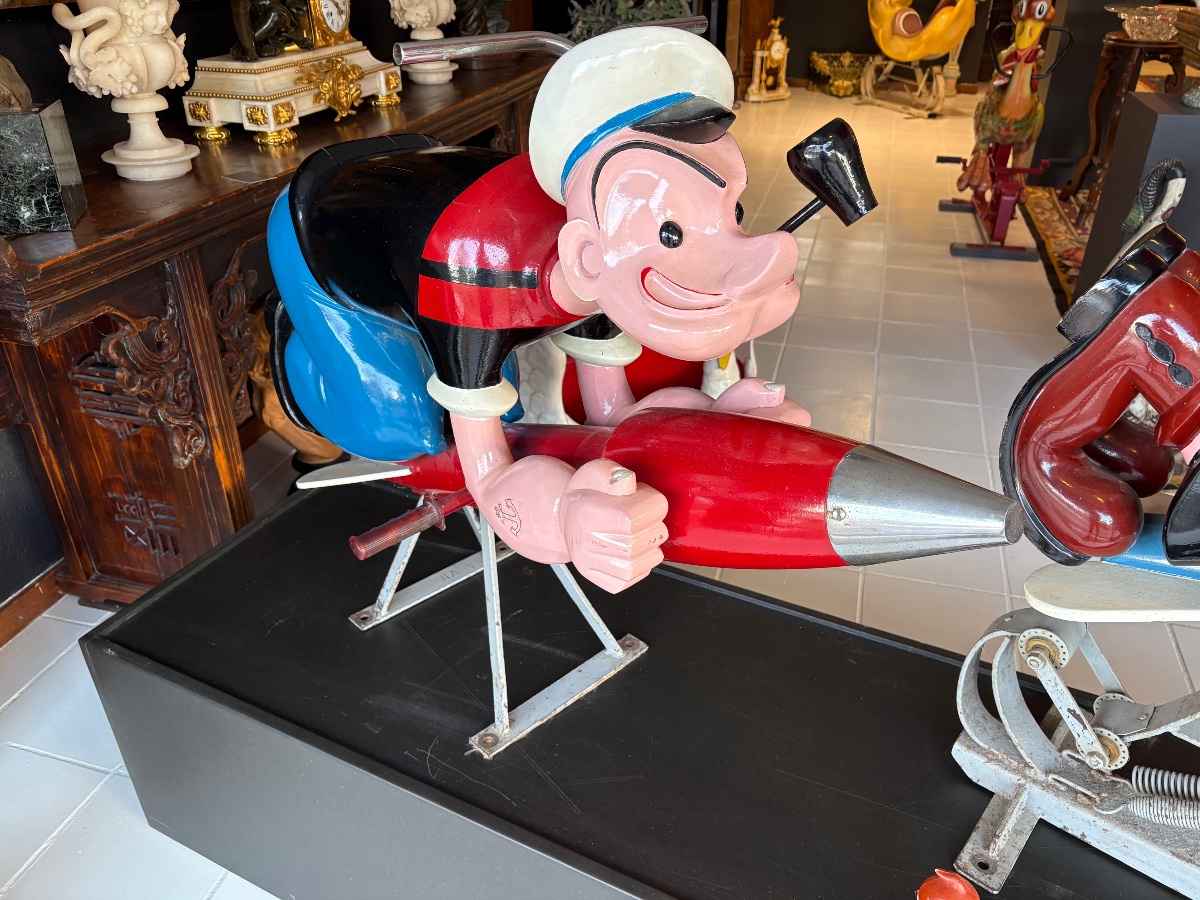 Manège forain vintage "Popeye & Olive Oyl" — lot de deux manèges-fusées pour enfants-photo-3