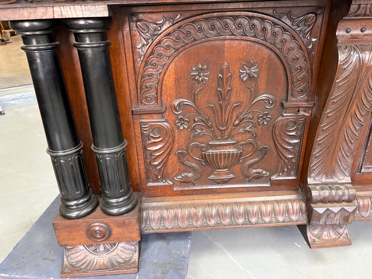 Buffet ancien — chêne, style néo-Renaissance (vers 1870-1910)-photo-2