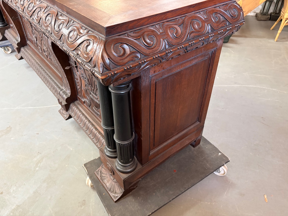 Buffet ancien — chêne, style néo-Renaissance (vers 1870-1910)-photo-2
