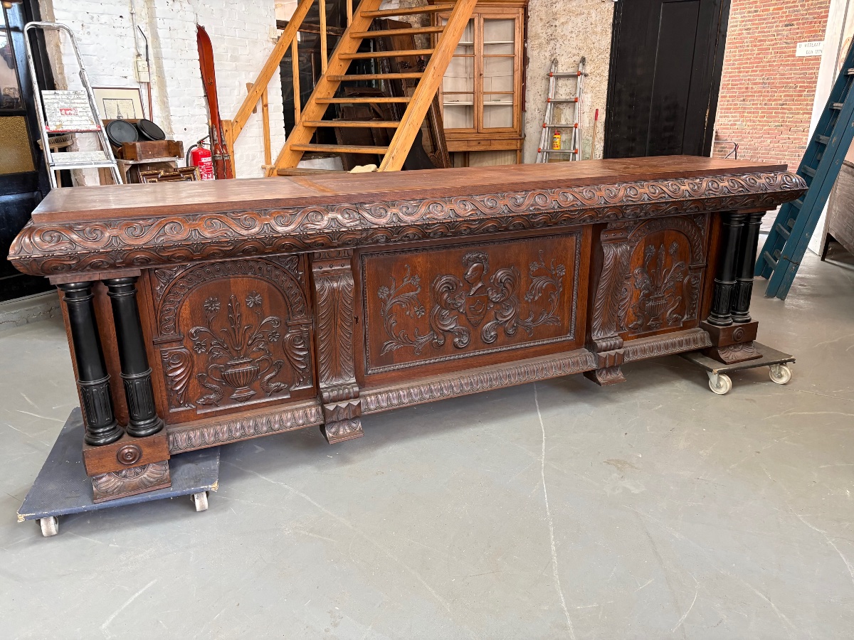 Buffet ancien — chêne, style néo-Renaissance (vers 1870-1910)