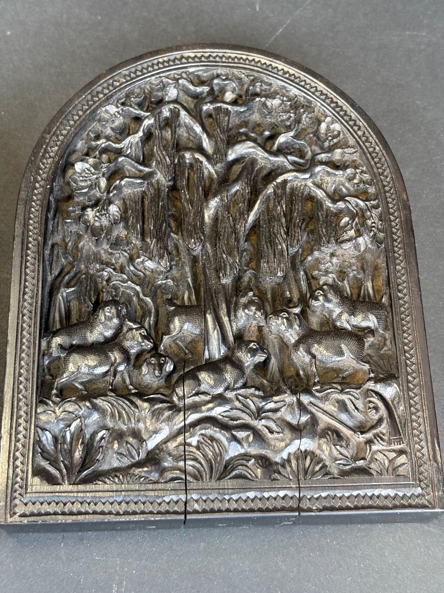 Paire de panneaux anciens en bois sculpté -Décor de jungle avec tigres et chèvres -photo-4