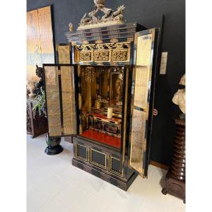 Butsudan japonais ancien – Autel bouddhiste domestique en laque noire et feuilles d'or Japon