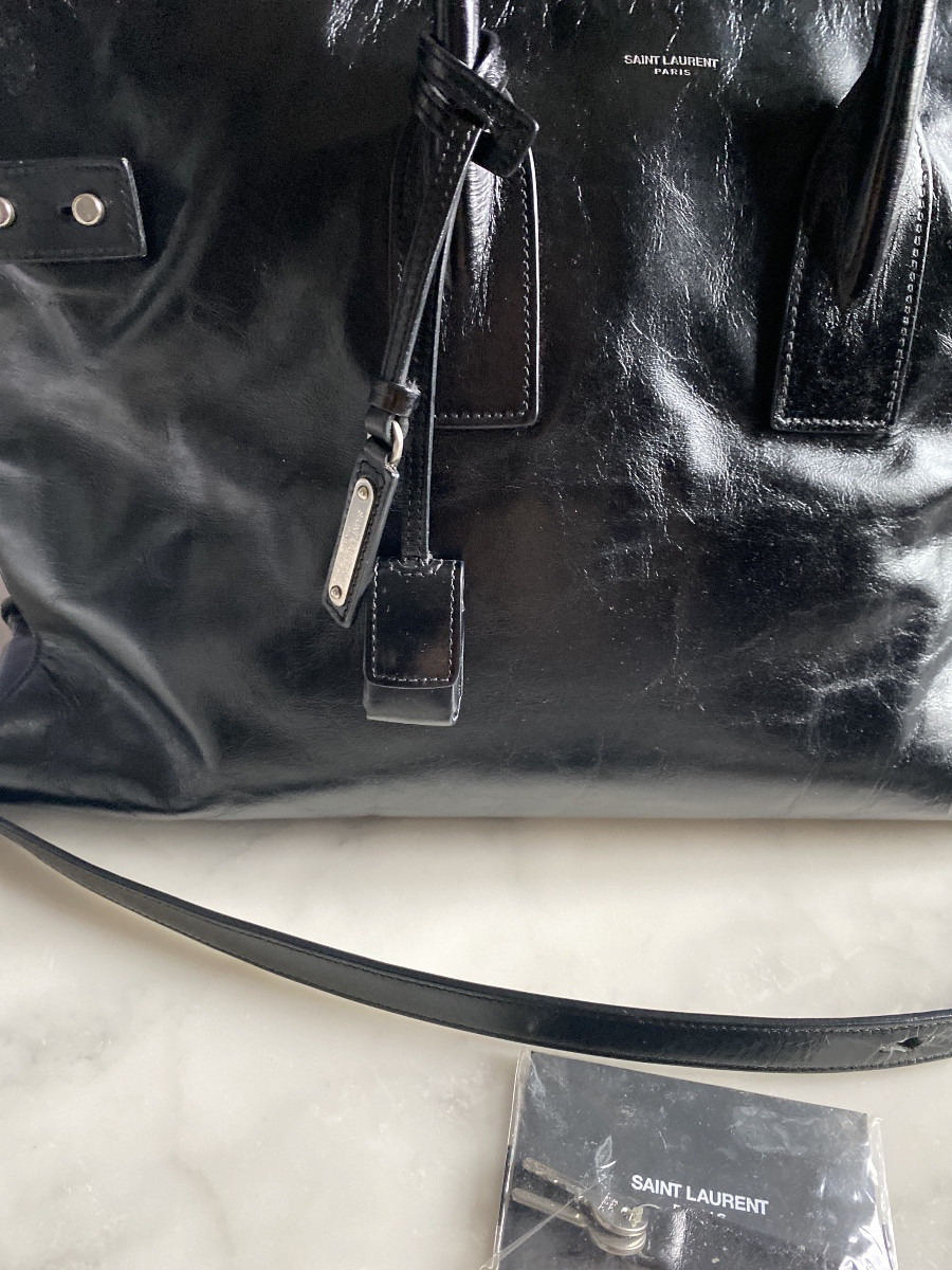 Saint Laurent Paris Large Day Bag – Black Leather – 45 X 29 Cm-photo-1