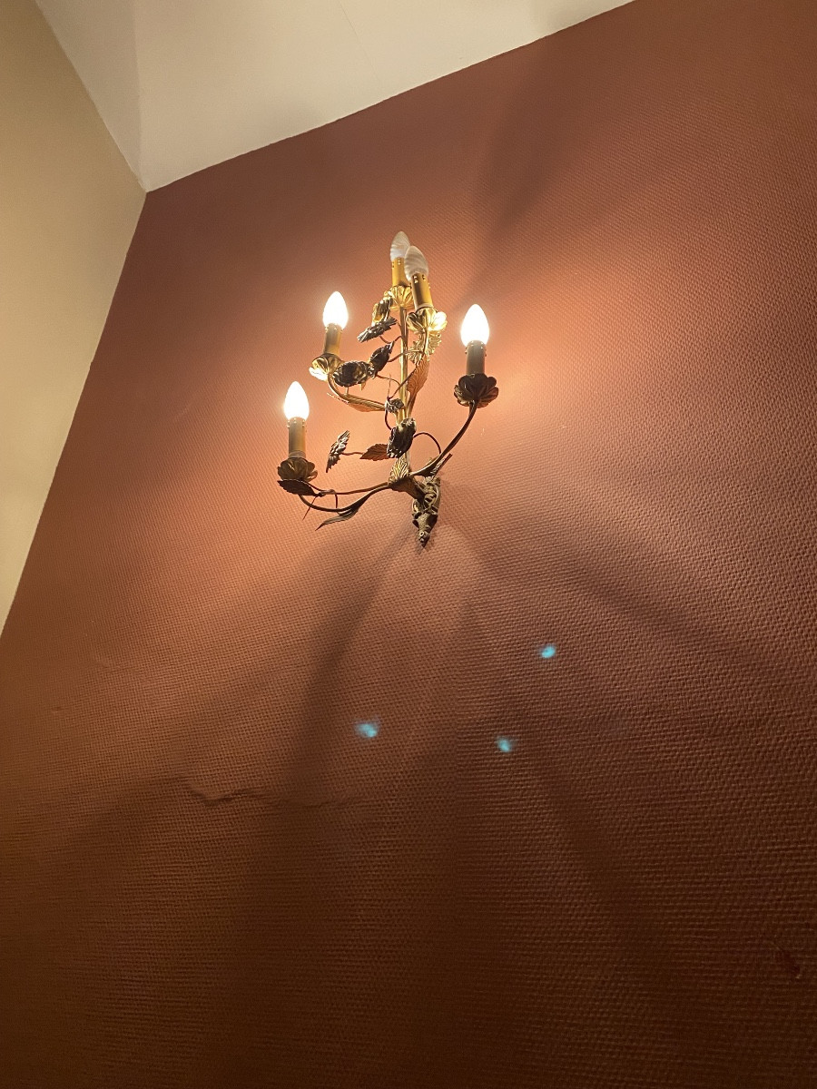 Pair Of Gilt Metal Floral Wall Sconces, Italian Work, Circa 1950-photo-2