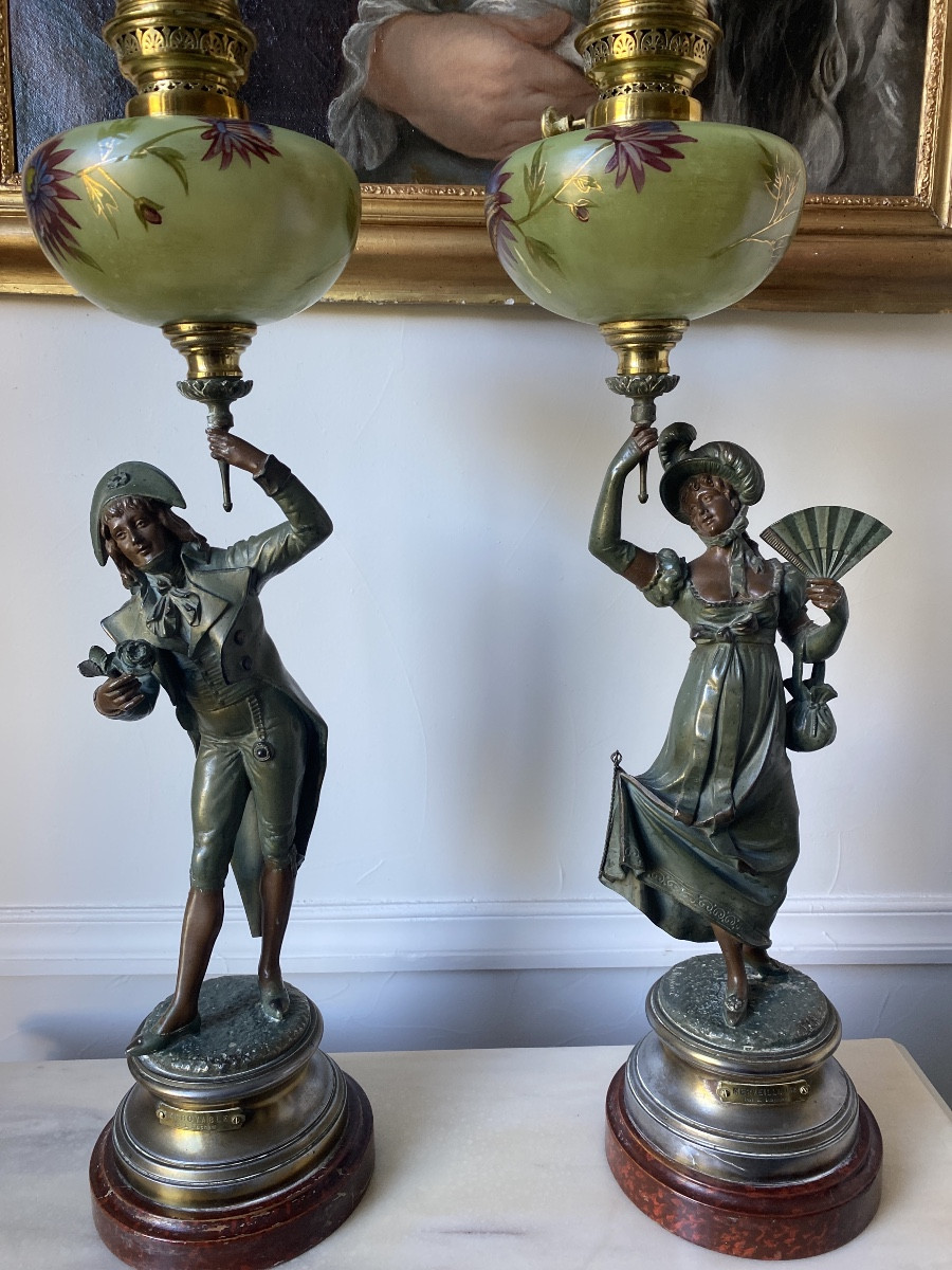 Paire de grandes lampes figuratives « L’Incroyable et La Merveilleuse » – L. Raphaël – XIXᵉ siè-photo-3