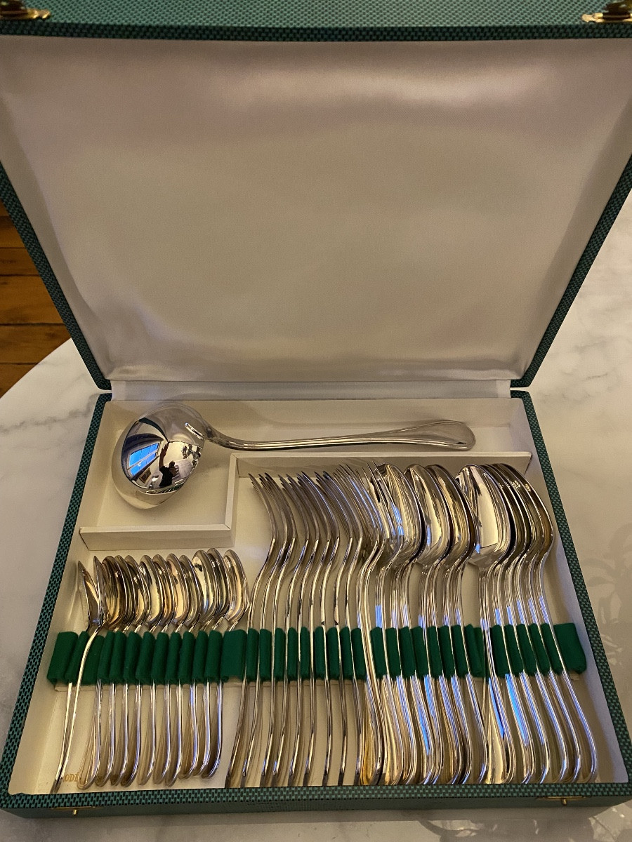 Ménagère 34 pièces métal argenté + coffret – REF 1250
