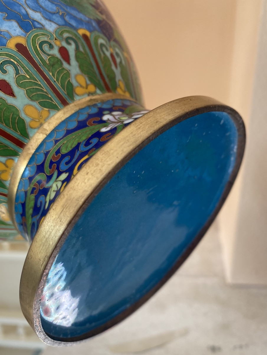 Paire De Vases En Émaux Cloisonnés Sur laiton – Chine – Décor De Pivoines Et Oiseau – 32 Cm-photo-2