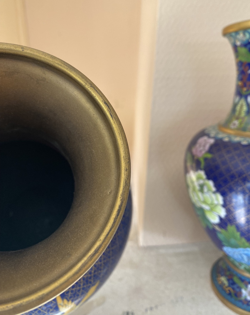 Paire De Vases En Émaux Cloisonnés Sur laiton – Chine – Décor De Pivoines Et Oiseau – 32 Cm-photo-3