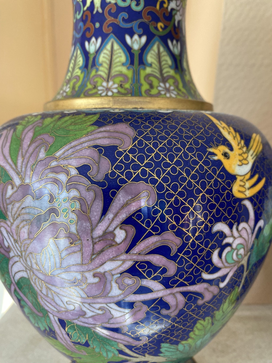 Paire De Vases En Émaux Cloisonnés Sur laiton – Chine – Décor De Pivoines Et Oiseau – 32 Cm-photo-4