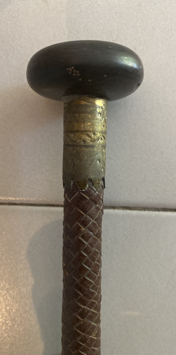 Antique Basque Makila Dated 1929 - Horn Handle - Wall Display With Gold Prayer Mat-photo-2