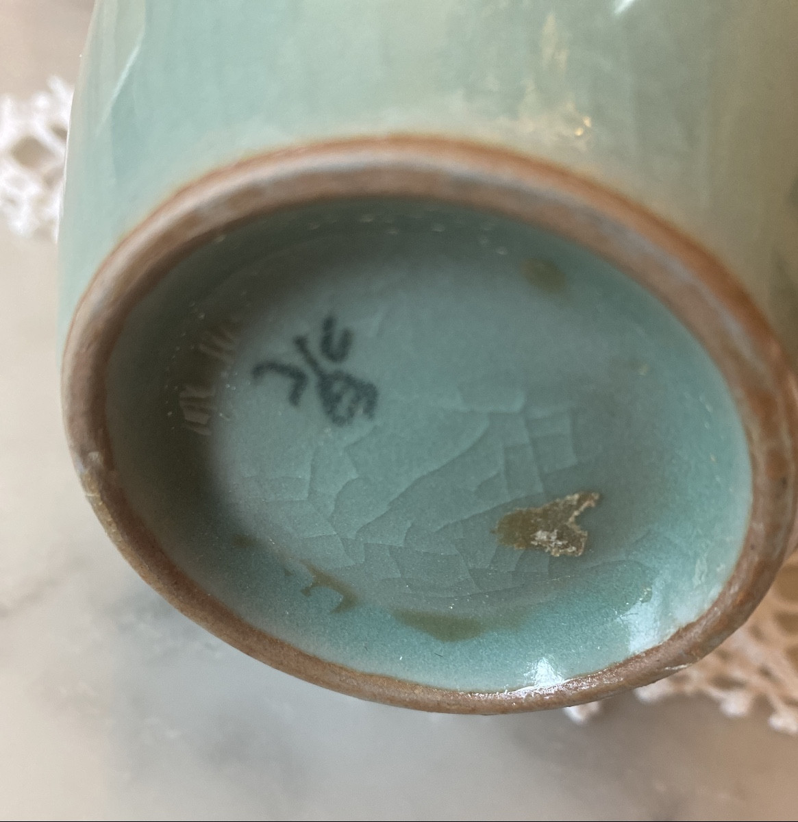 Antique Joseon Celadon - Bottle Vase And Matching Covered Box-photo-5