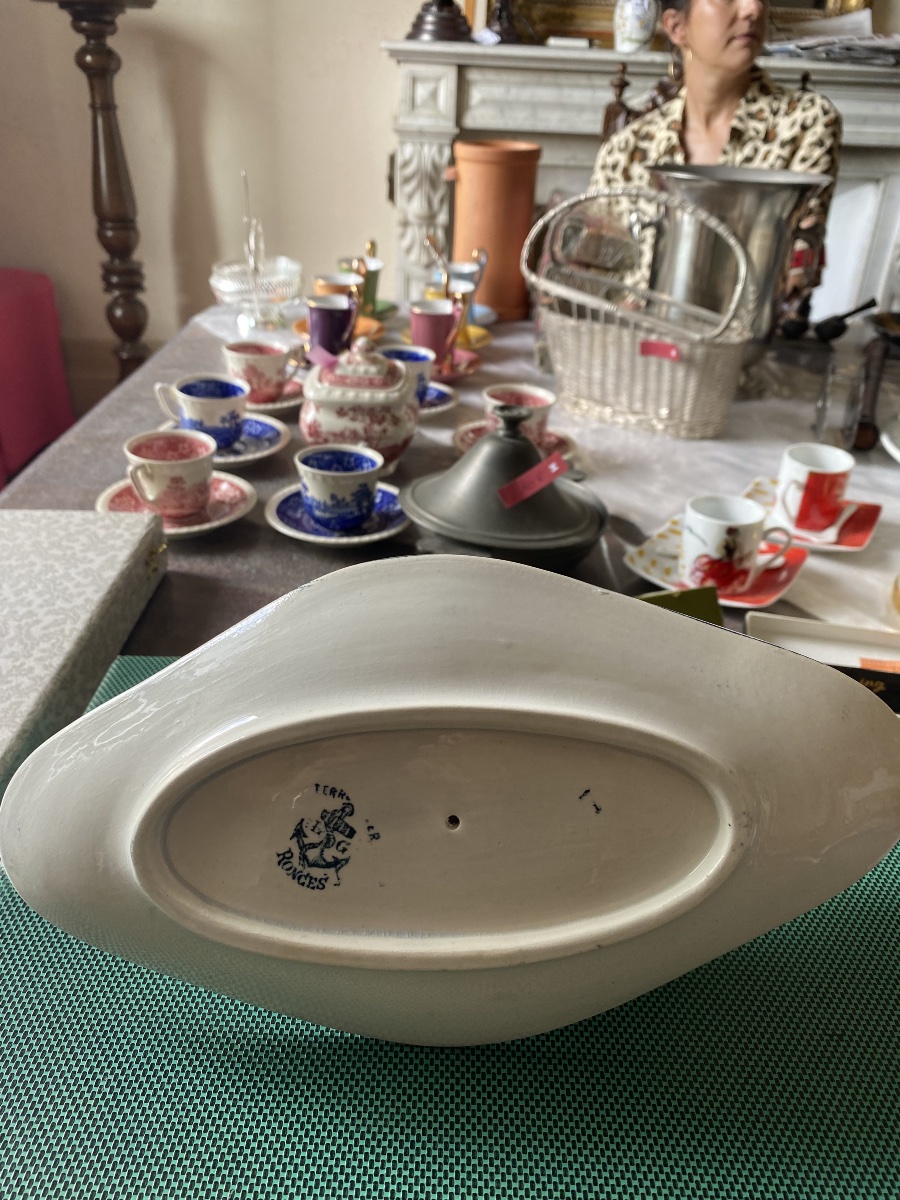 Suite de cinq pièces de service en faïence Terre de Fer L.G., décor floral bleu, fin XIXe siècl-photo-4