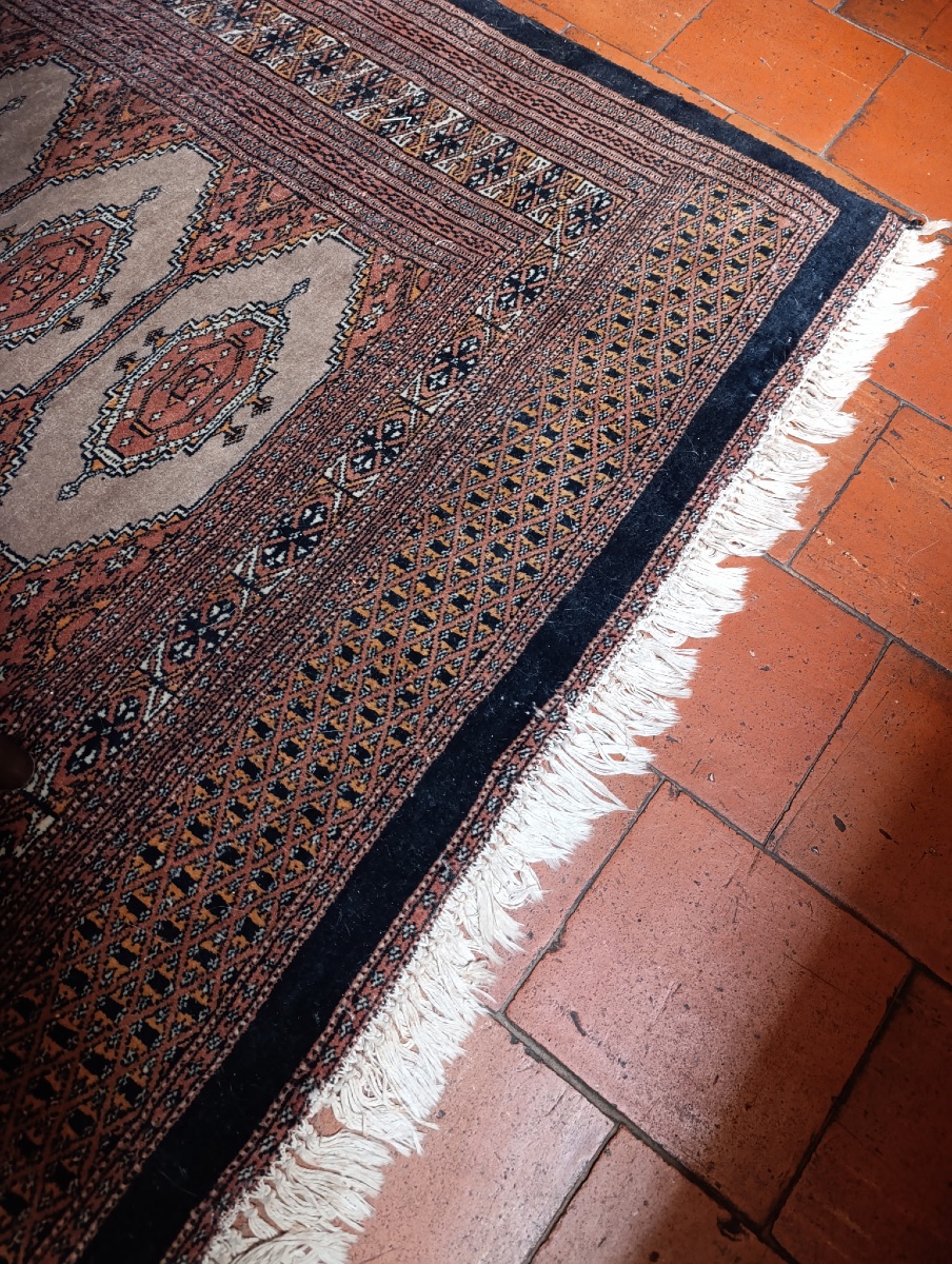 Large Hand-knotted Karachi Wool Rug – 277 × 187 Cm-photo-1