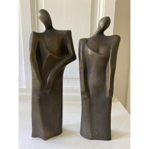 Paire de sculptures modernistes en bronze signées DIZA – Couple stylisé