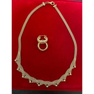 18-carat (750/1000) Yellow Gold Necklace And Earrings Set