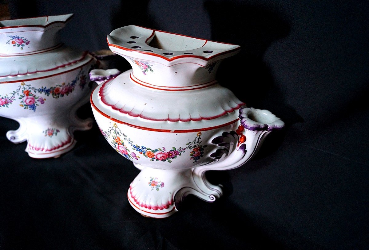 Pair Of Bouquetières In Earthenware From Saint-clément - 18th Century-photo-1