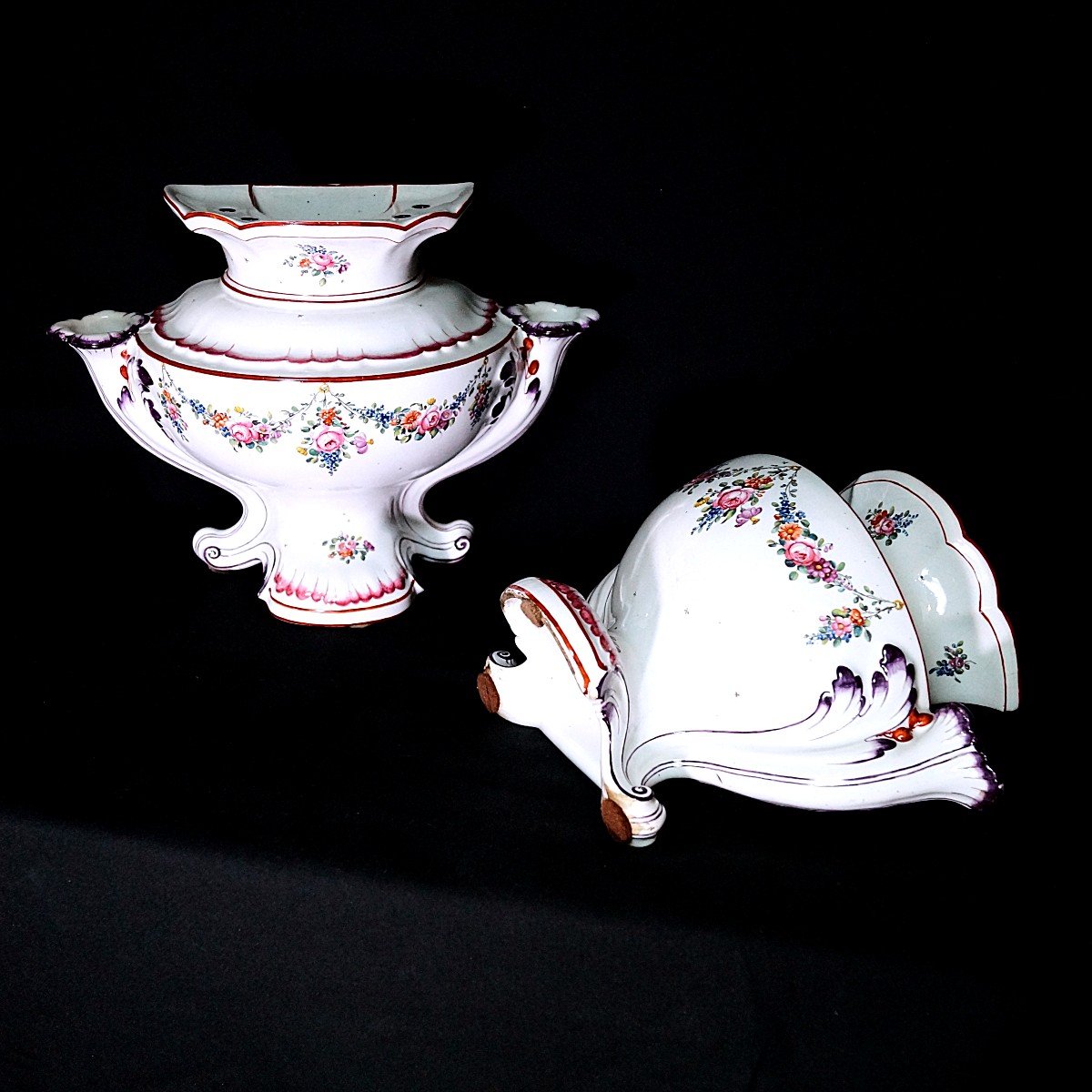Pair Of Bouquetières In Earthenware From Saint-clément - 18th Century