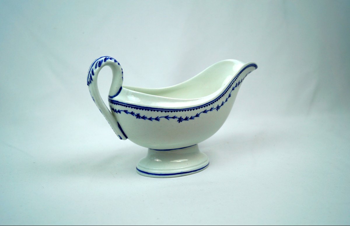 Tournai Porcelain Sauceboat - 19th Century-photo-2