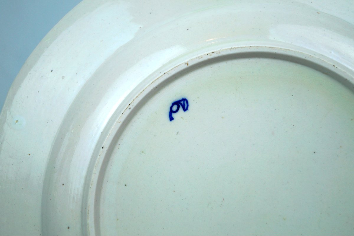 Round Chantilly Porcelain Dish - 18th Century-photo-4