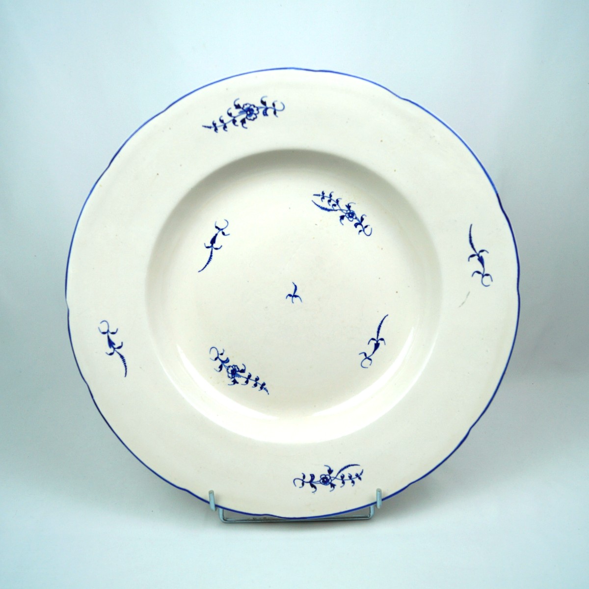 Large Chantilly Porcelain Dish - 18th Century