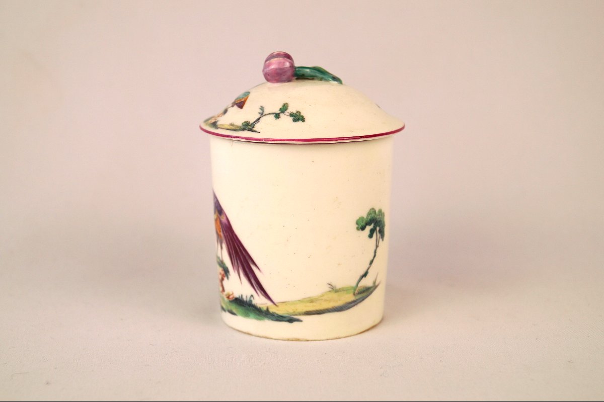 Pot à fard en porcelaine de Mennecy - XVIIIe-photo-3