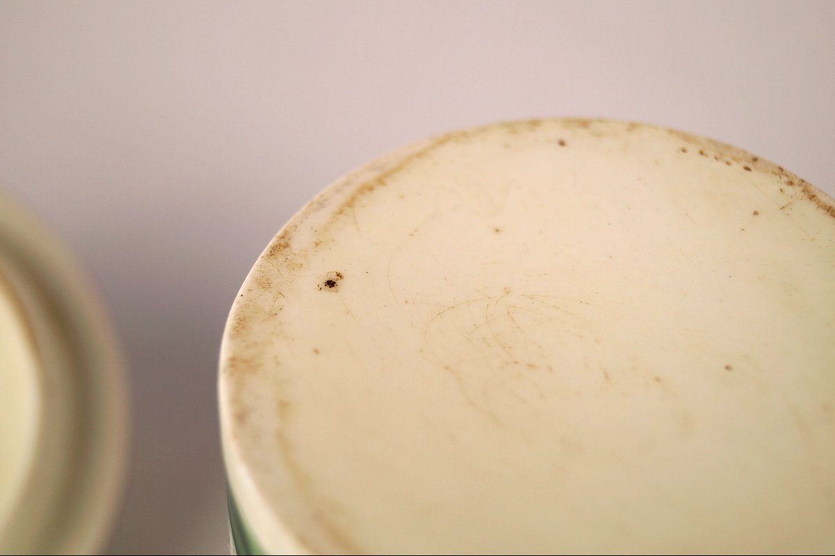 Pot à fard en porcelaine de Mennecy - XVIIIe-photo-2