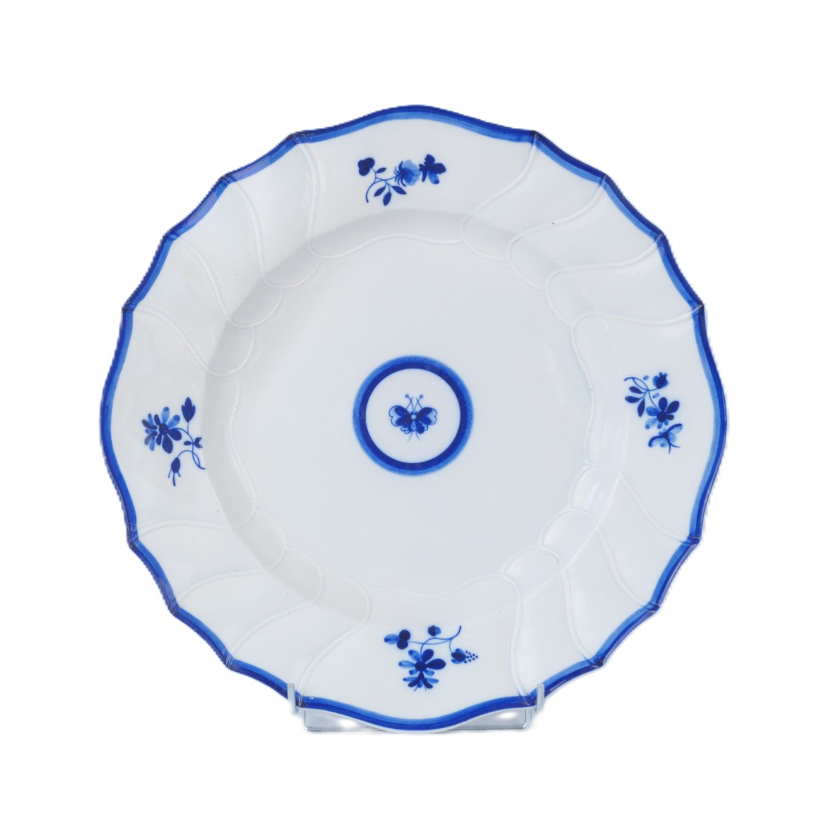 Grand plat en porcelaine de Tournai - XVIIIe