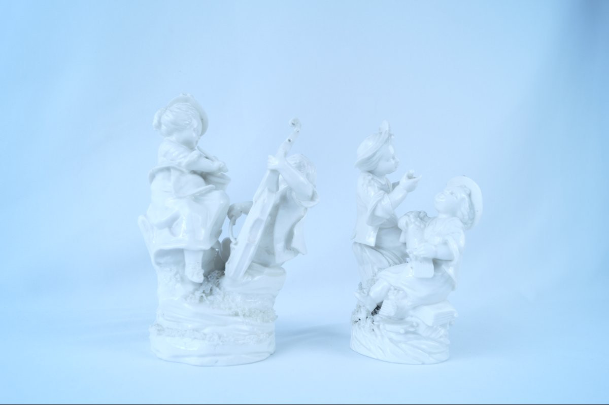 Mennecy Soft-paste Porcelain Groups, 18th Century-photo-3