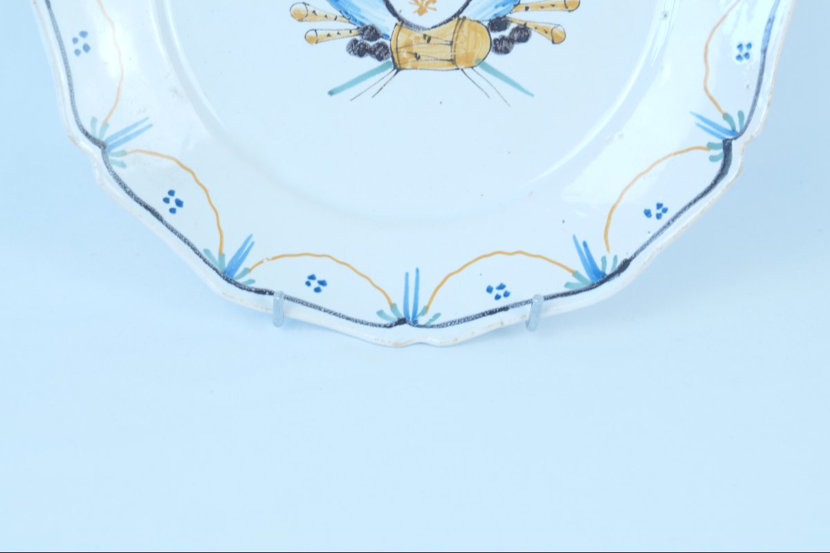 Assiette en faïence pré-révolutionnaire - Nevers - XVIIIe siècle-photo-3