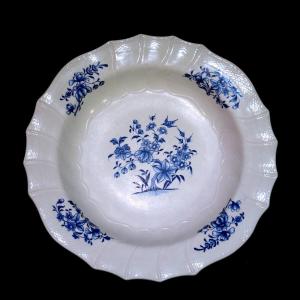 Large Tournai Porcelain Dish Early 19th Century