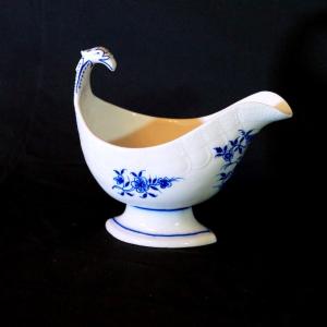 Saucière En Porcelaine De Tournai Début XIXe