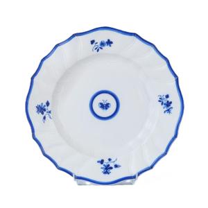 Grand plat en porcelaine de Tournai - XVIIIe