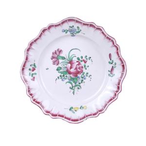 Plat rond en faïence de Saint-Amand - XVIIIe