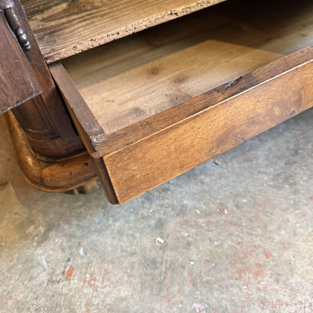 Very Small 17th Century Walnut Convent Buffet.-photo-3
