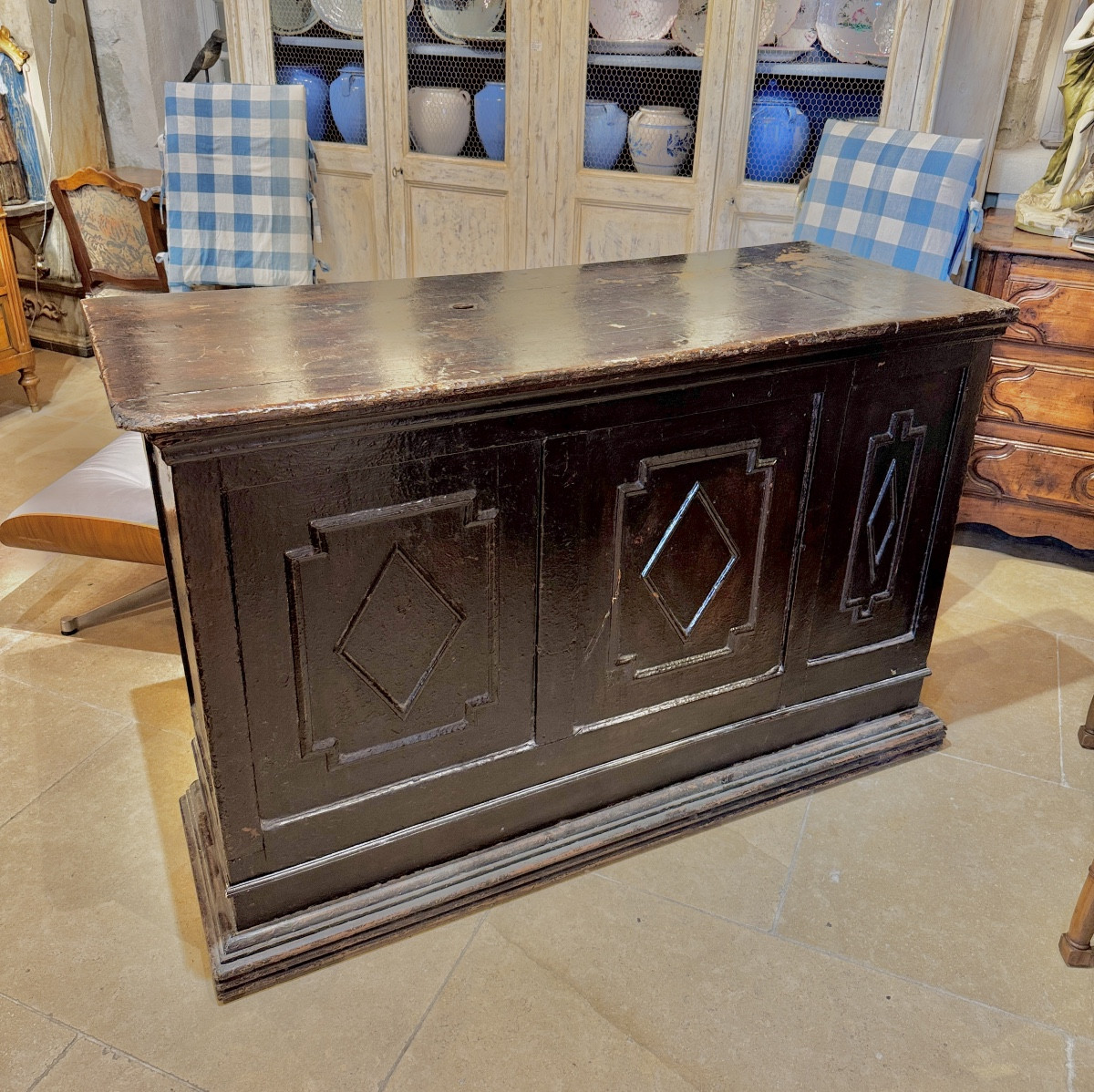 Small 19th Century Shop Counter In Its Original Paint