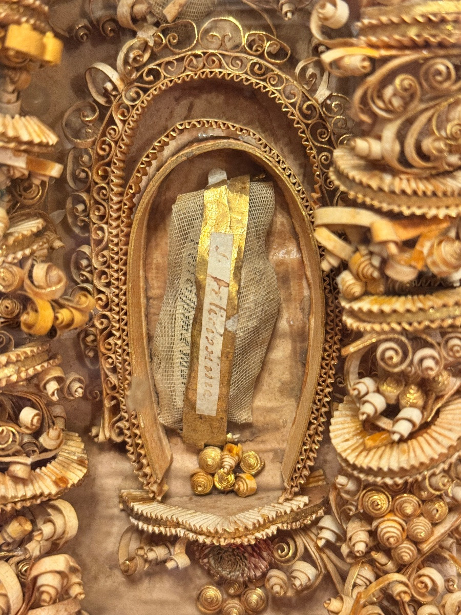Paperolle religieuse avec reliques – XVIIIe siècle-photo-3