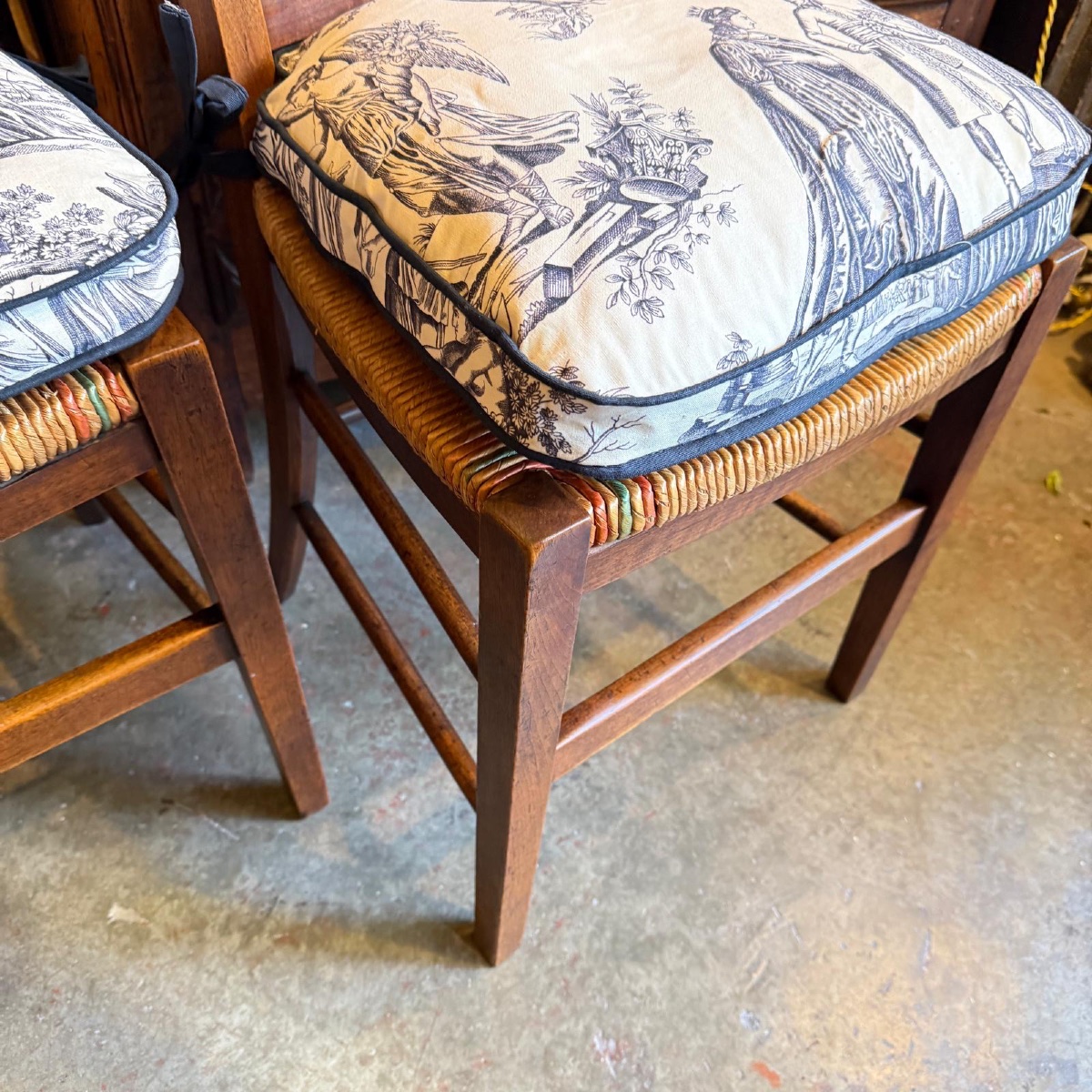 Set Of 5 Directory Straw Chairs-photo-8