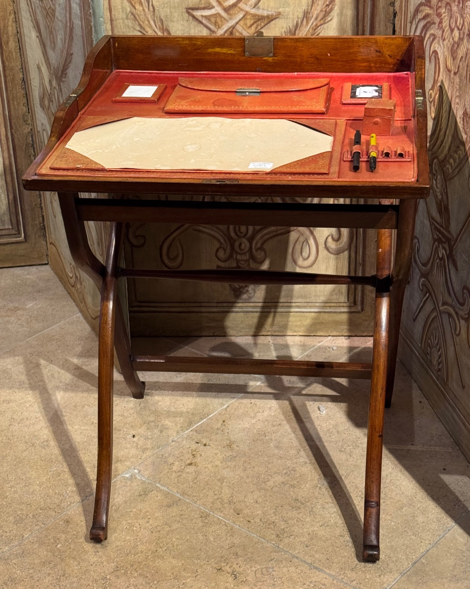 Portable Travel Desk On Folding Base, England, 19th Century