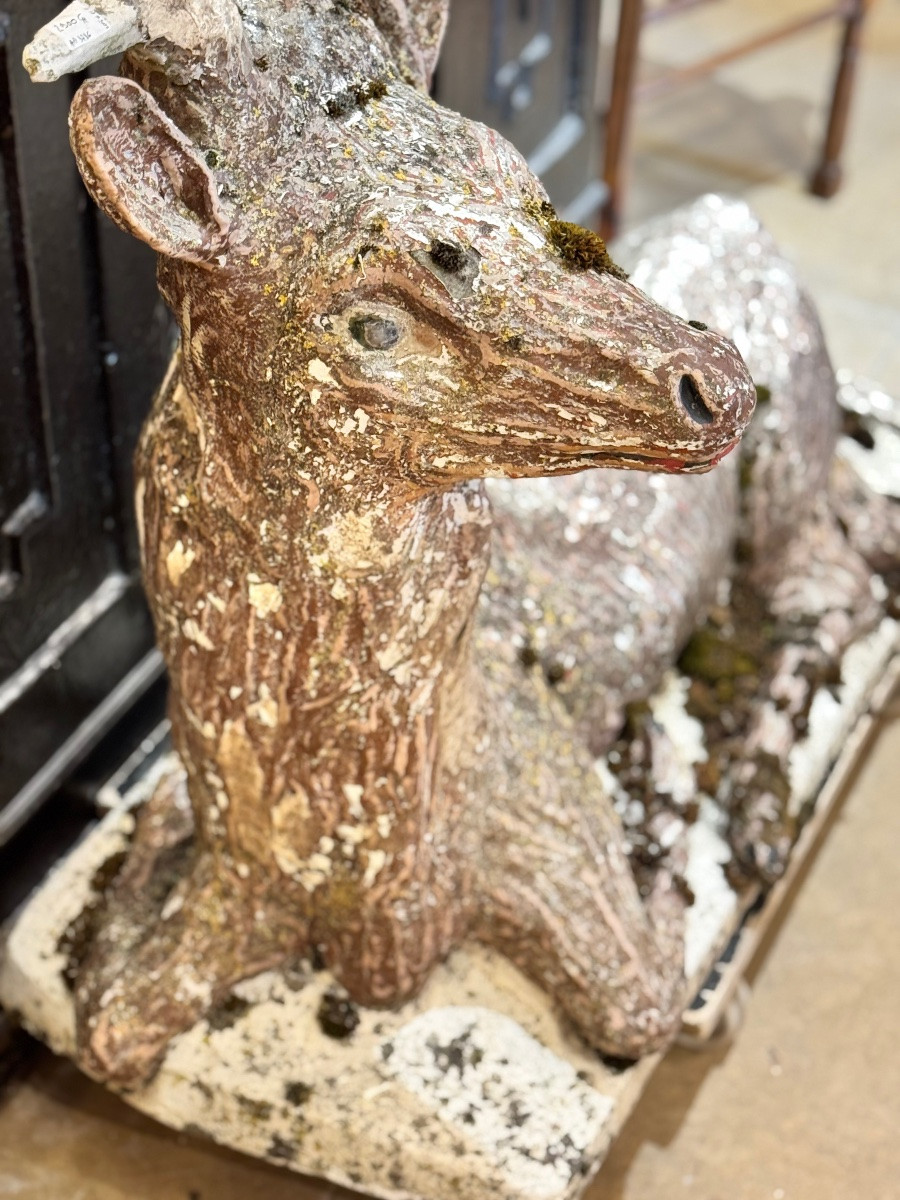 Cerf couché en ciment, sculpture de jardin – XIXᵉ siècle-photo-1