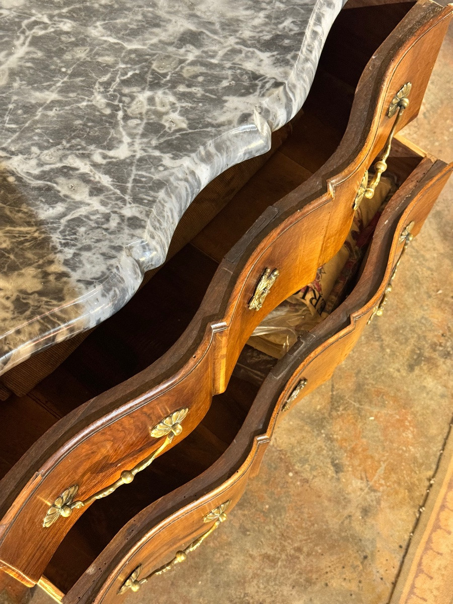 Petite commode sauteuse Louis XV – XVIIIe siècle-photo-6