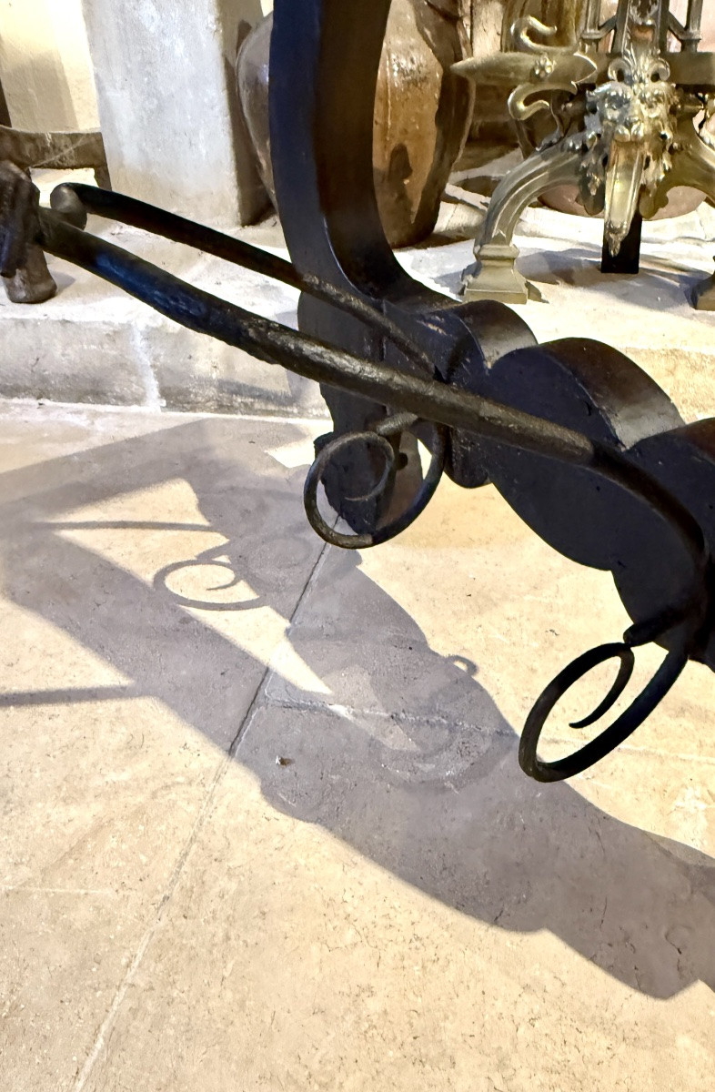 Oak  Table With Shaped Legs And Wrought Iron Stretcher, 17th Century-photo-3